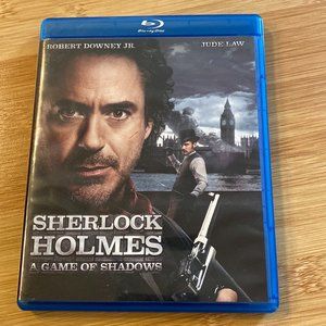 Sherlock Holmes A Game of Shadows Blu-ray DVD w/Robert Downey JR & Jude Law